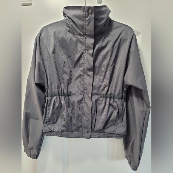 Lululemon grey hooded jacket, size 4 - Picture 5 of 7